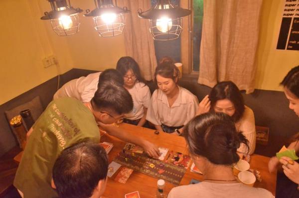 三人聚会小游戏大全-三人聚会游戏大全和游戏规则-第4张图片 三人聚会小游戏大全-三人聚会游戏大全和游戏规则-第4张图片